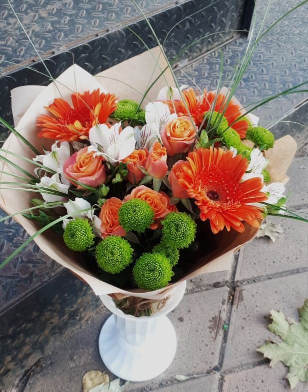 Букет цветов из: Герберы, Хризантемы, Альстромерии и Розы в Васильково