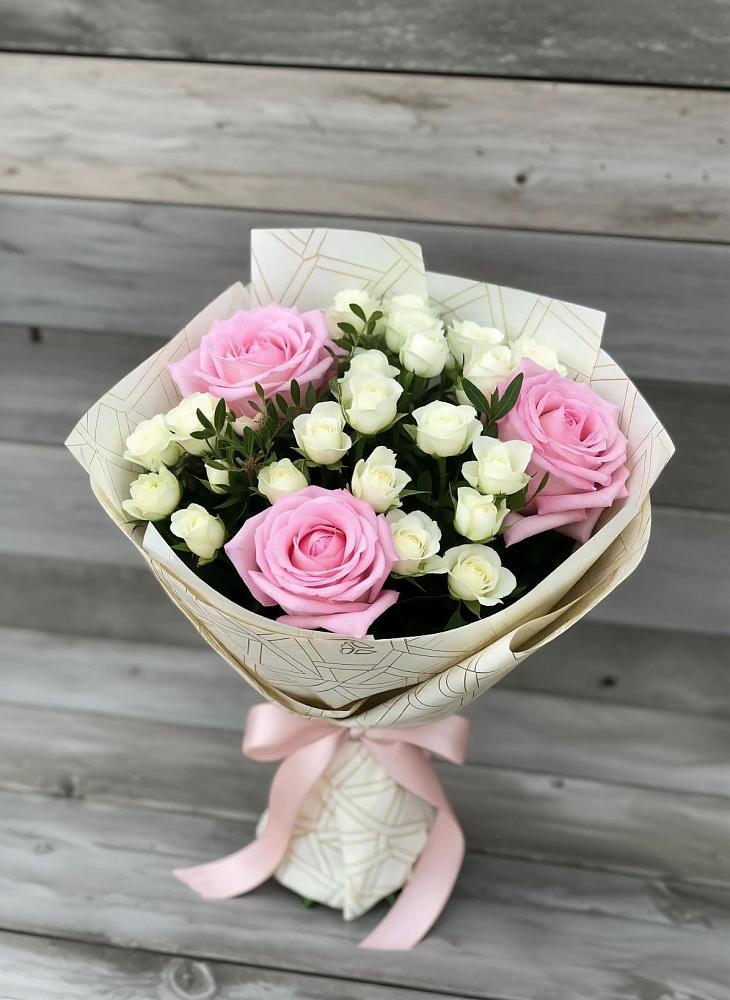 Букет цветов из: Розы в Васильково