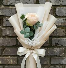 Букет цветов из:  Розы в Васильково