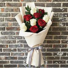 Букет цветов из:  Розы в Васильково