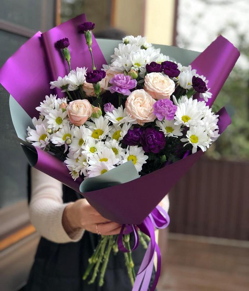 Букет цветов из: Хризантемы, Гвоздики и Розы в Васильково