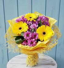 Букет цветов из:  Хризантемы и Герберы в Васильково