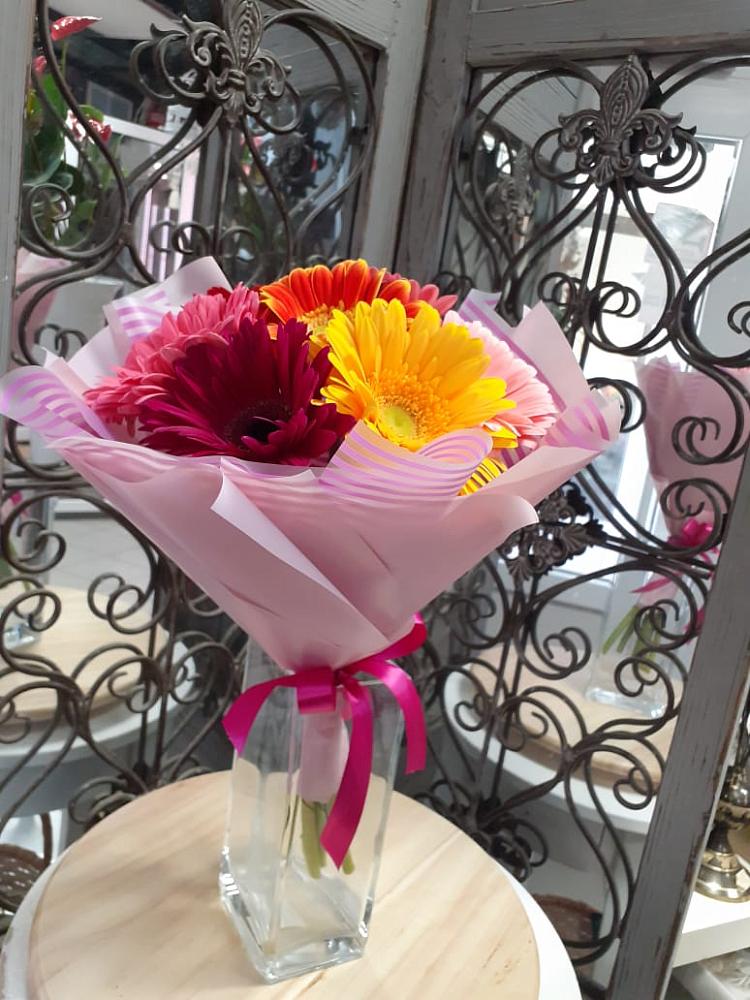 Букет цветов из: Герберы в Васильково