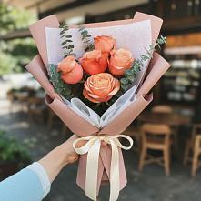 Букет цветов из:  Розы в Васильково