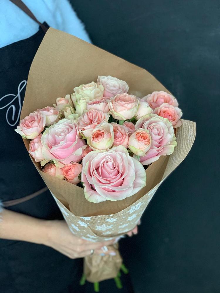 Букет цветов из: Хризантемы и Розы в Васильково