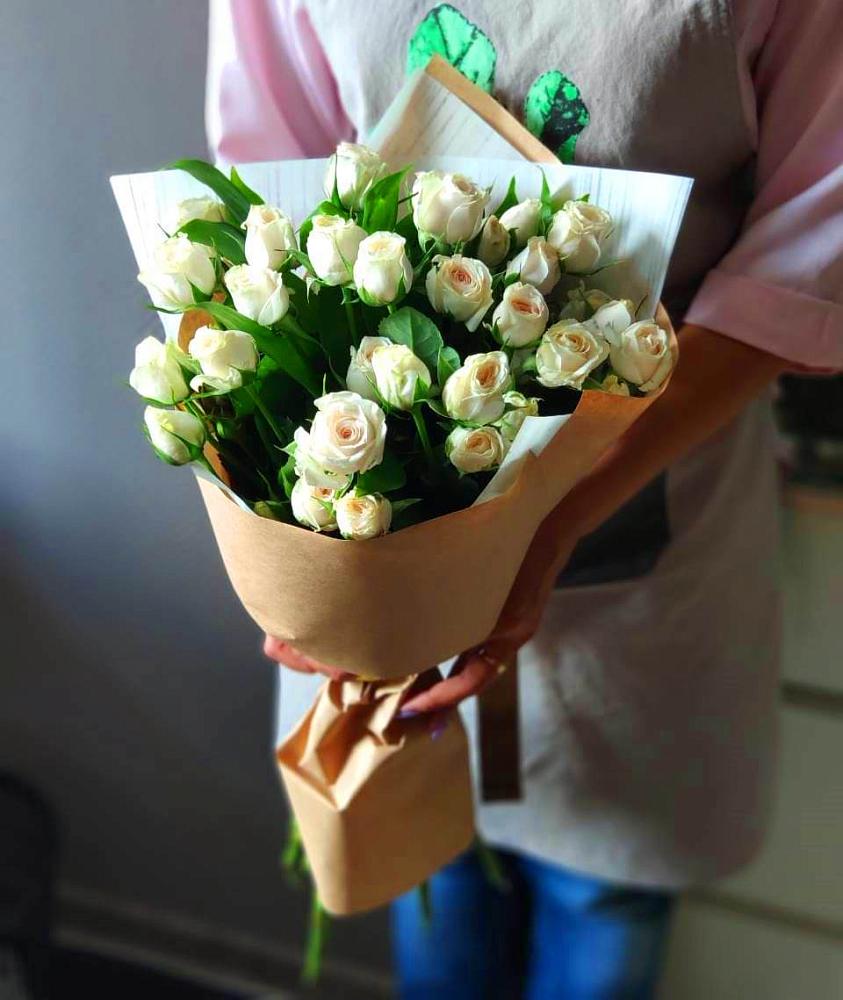 Букет цветов из: Розы в Васильково