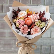 Букет цветов из:  Гвоздики, Хризантемы и Розы в Васильково