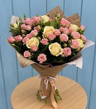 Букет цветов из:  Розы в Васильково