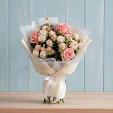 Букет цветов из:  Розы в Васильково